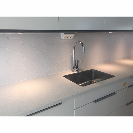 BAS HEXAGON VIT 14X16 | Beijerbygg Byggmaterial